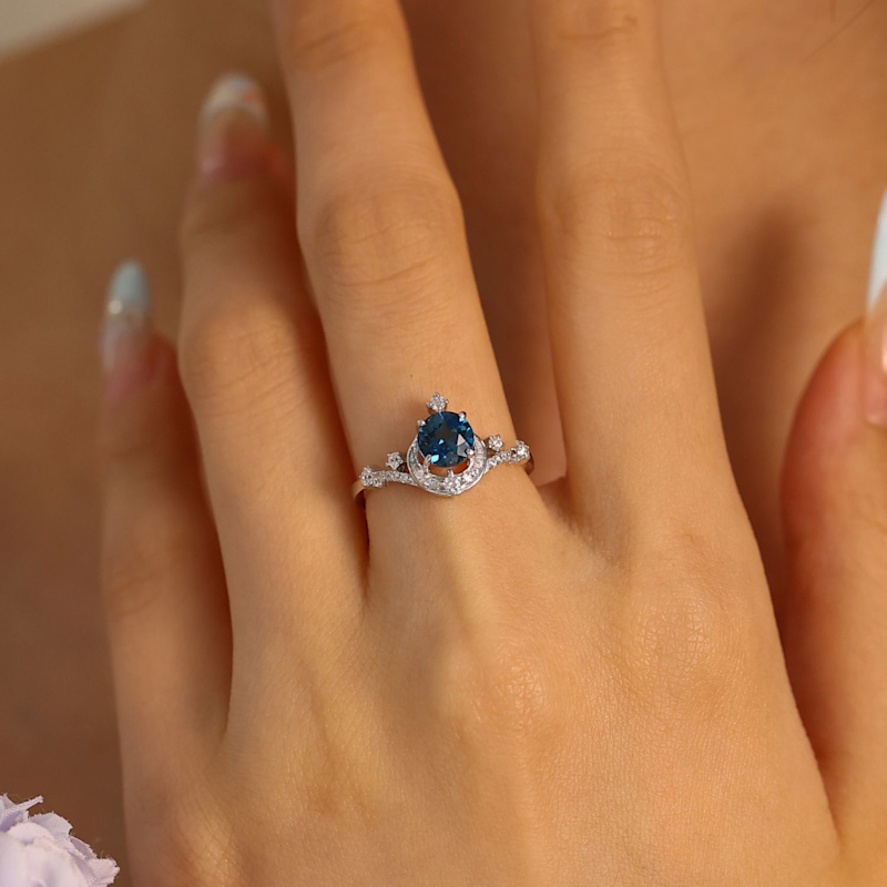 Luna Twilight London Blue Topaz Ring White Gold Vermeil Azura