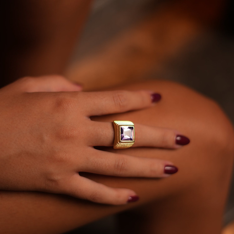 Thumbnail of Majestic Amethyst & Gold Vermeil Chunky Signet Ring - Purple image