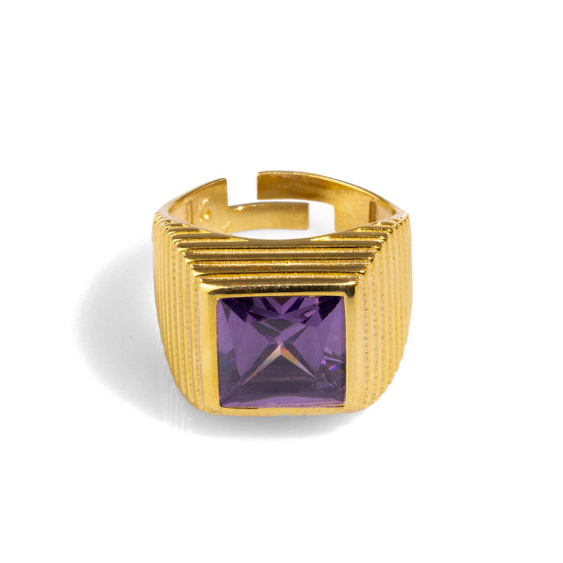 Thumbnail of Majestic Amethyst & Gold Vermeil Chunky Signet Ring - Purple image