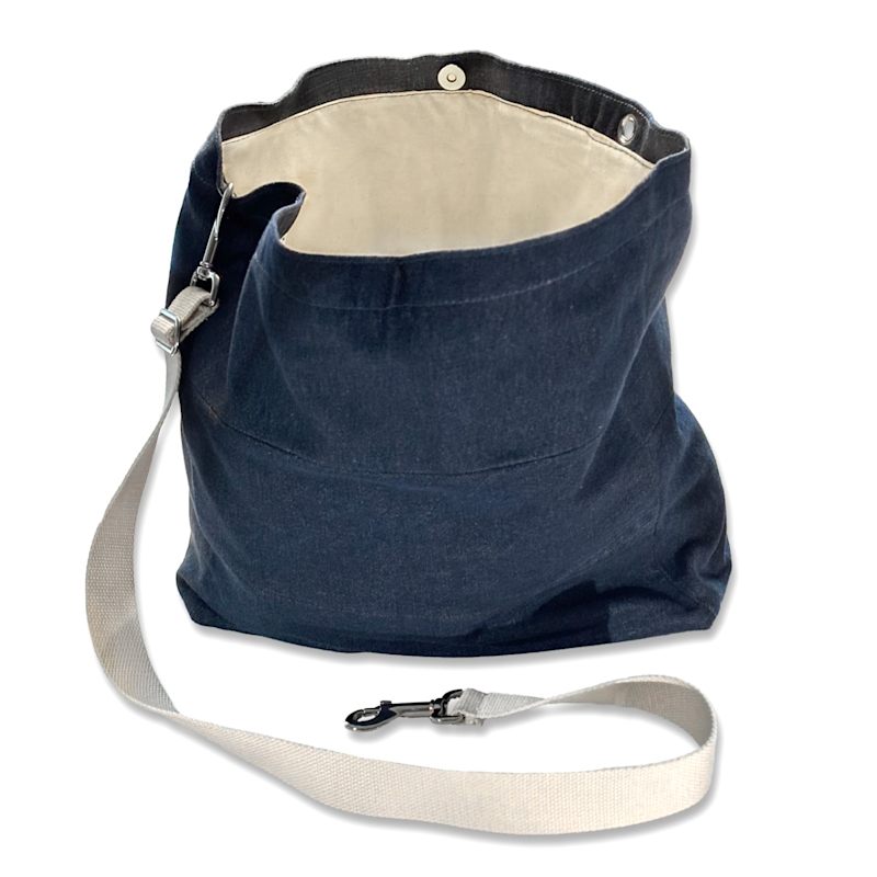 Thumbnail of Market Bag With Detachable Manhattan Strap image