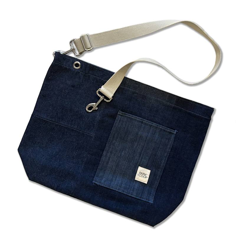 Thumbnail of Market Bag With Detachable Manhattan Strap image