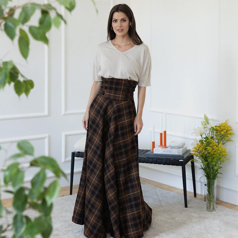 Long Wool Skirt With High Waist And Pockets In Dark Brown Plaid