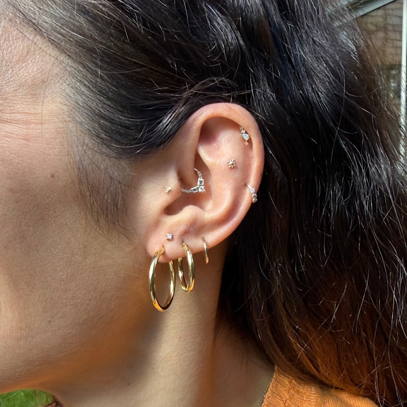 Thumbnail of Medium Statement Hoop Earring Pair 9K Gold image