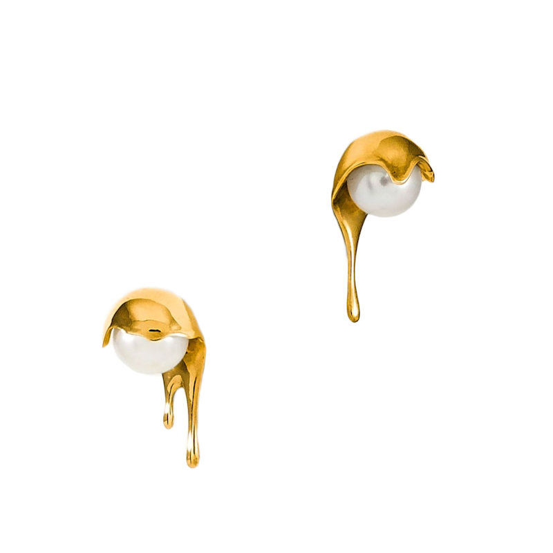 Thumbnail of Melting White Pearl Gold Vermeil Earrings image