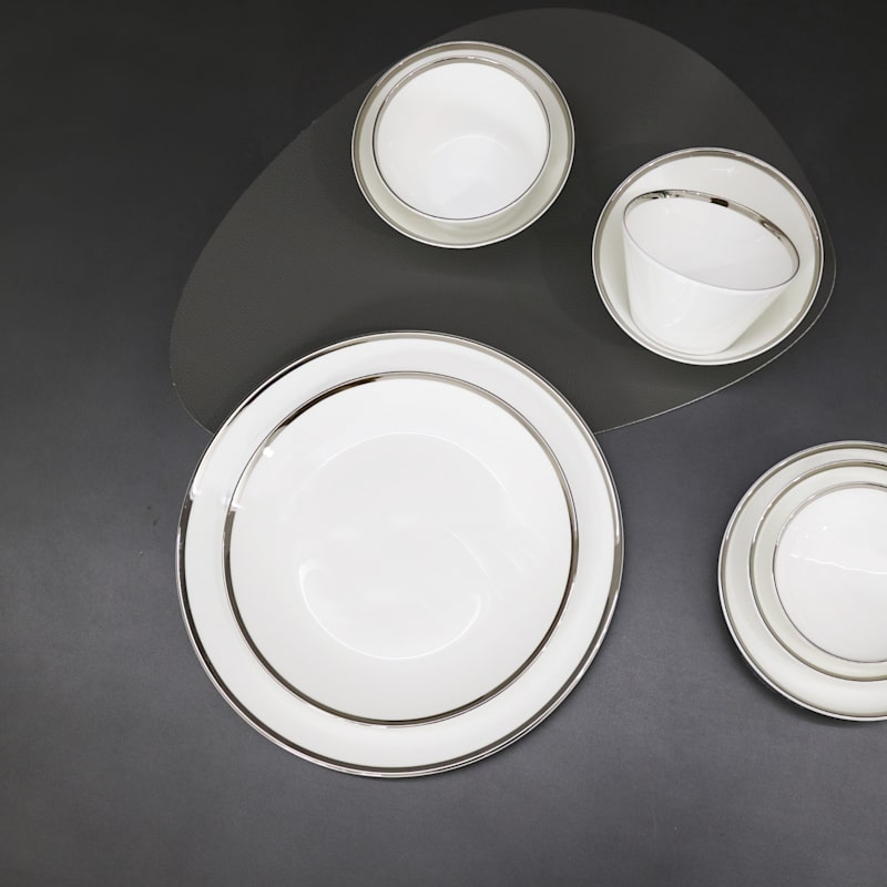 Twig New York Platinum Edge Plates - Thumbnail 2