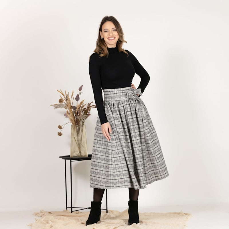 Thumbnail of Midi Pleated Cotton Skirt With High Waist And Bow In Plaid Colour image