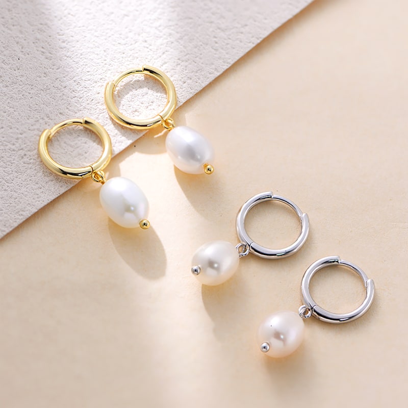 Thumbnail of Minimalist Freshwater Pearl Silver Huggie Hoop Earrings image