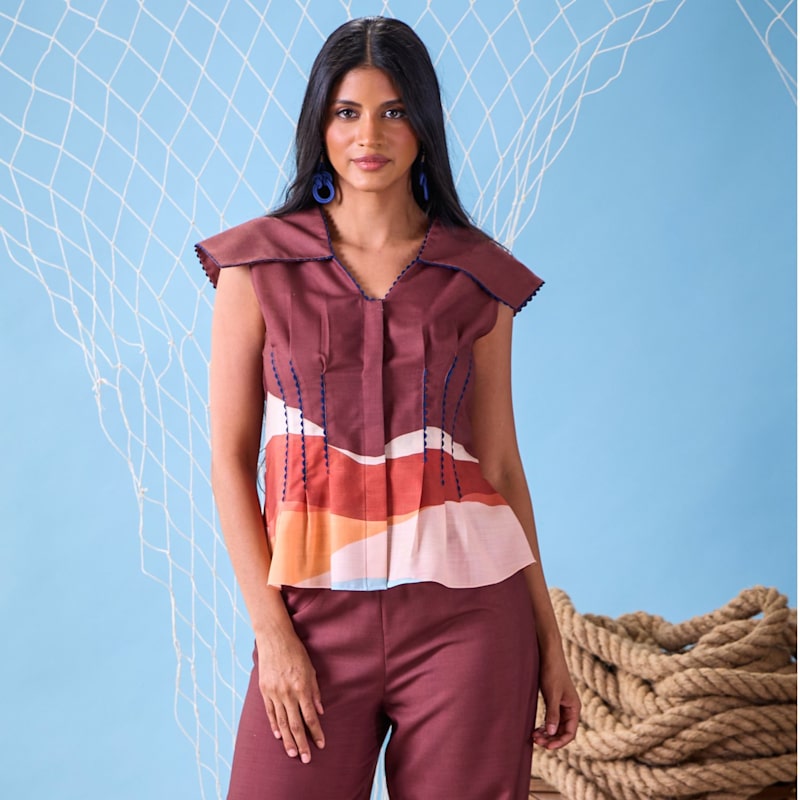 Thumbnail of Moana Top image