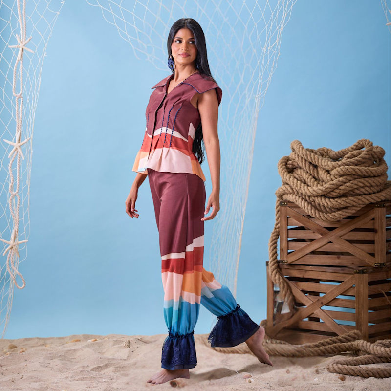 Thumbnail of Moana Top image