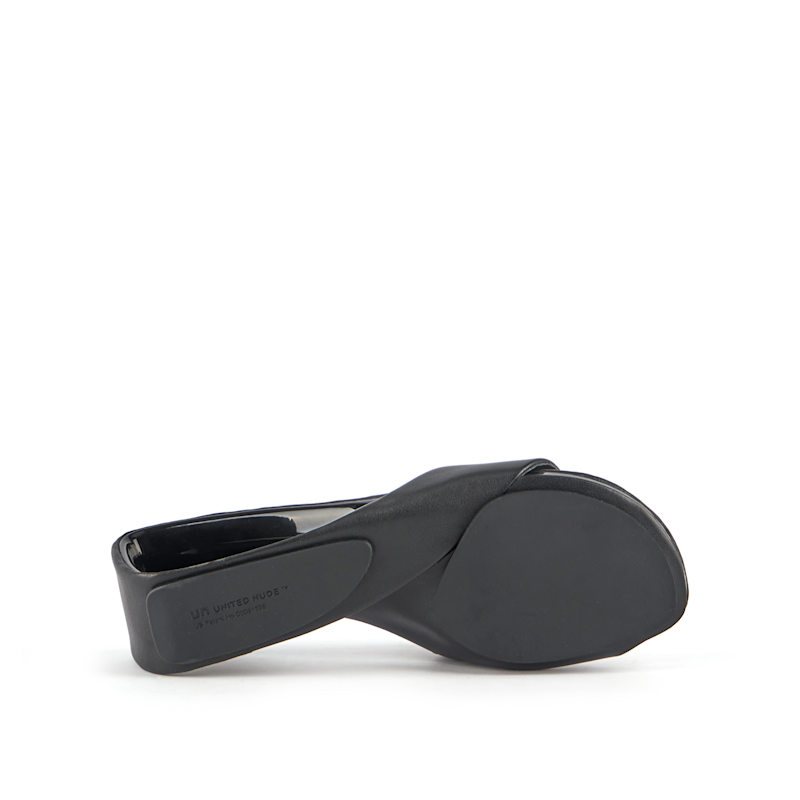 Thumbnail of Mobius Mid Black image