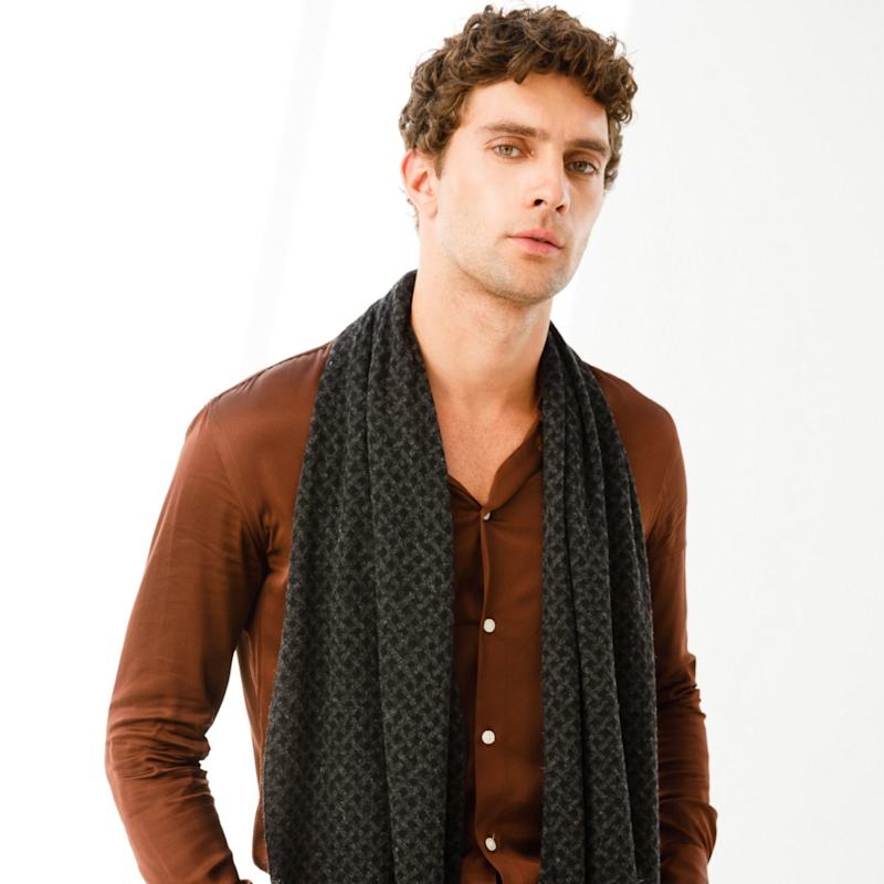 Thumbnail of Mohair Men Scarf Hittite Black-Grey image