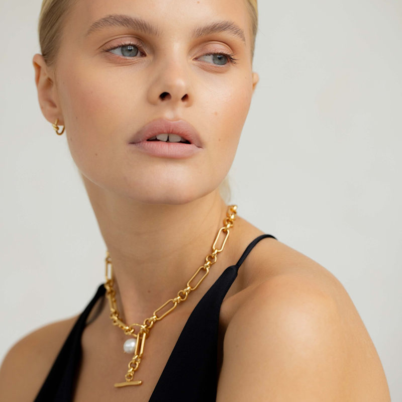 Thumbnail of Molten Chunky Chain Pearl Necklace image
