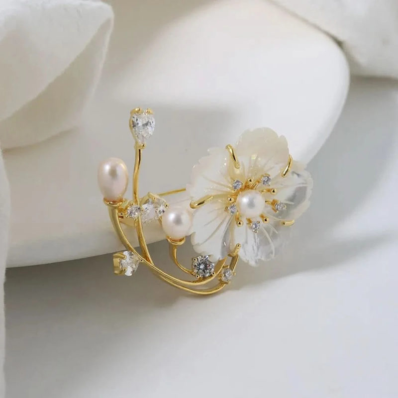 Thumbnail of Mother Shell Floral Pearl Brooch image