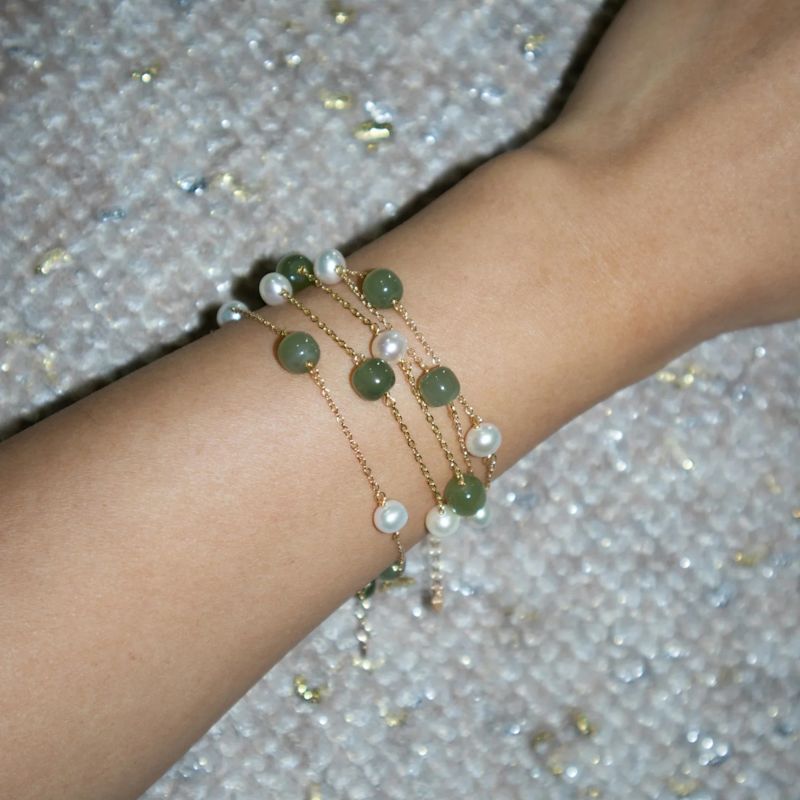 Thumbnail of Olivia Jade Pearl Bracelet image