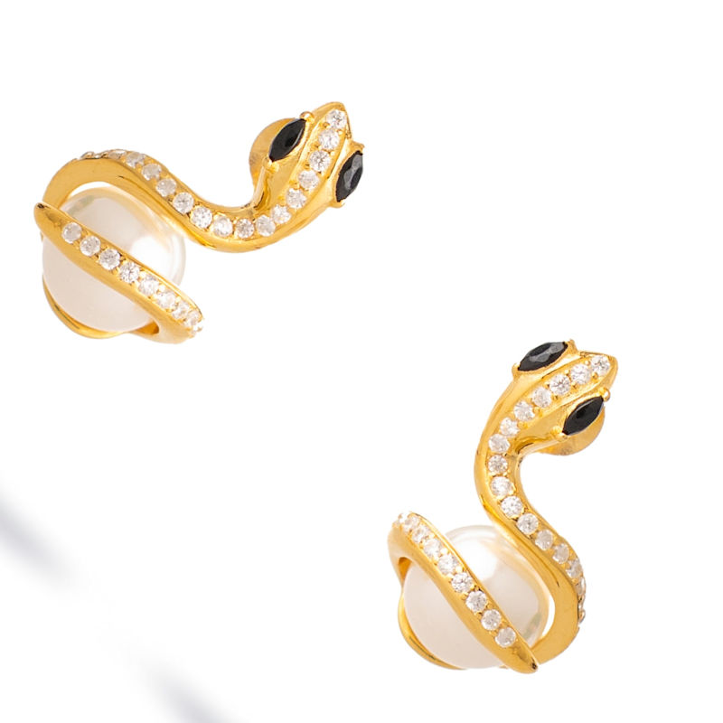 Thumbnail of Onyx Eye Serpent Pearl Stud Earrings - Gold image
