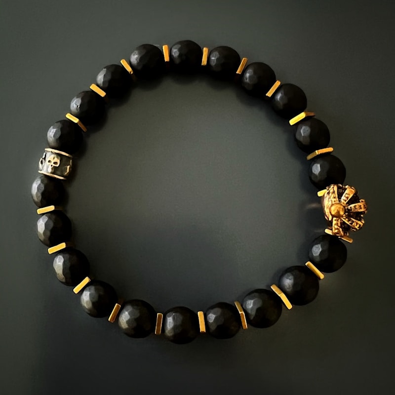 Thumbnail of Onyx Stone King Skull Men's Beaded Bracelet - Black image