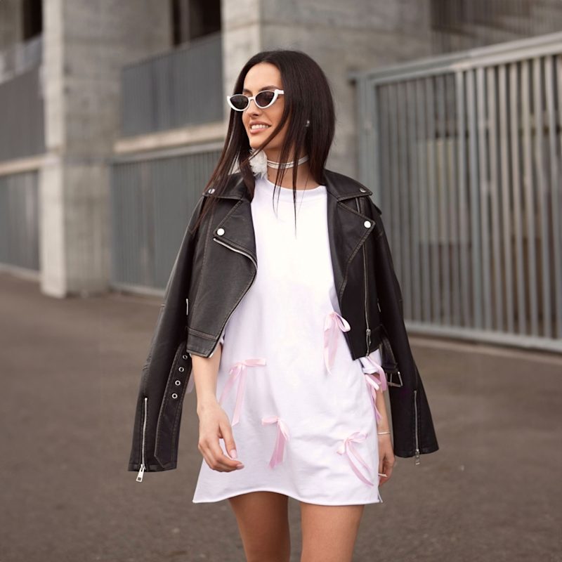 Mysimplicated Oversized Women T-Shirt With Ribbon Detail - White/pink