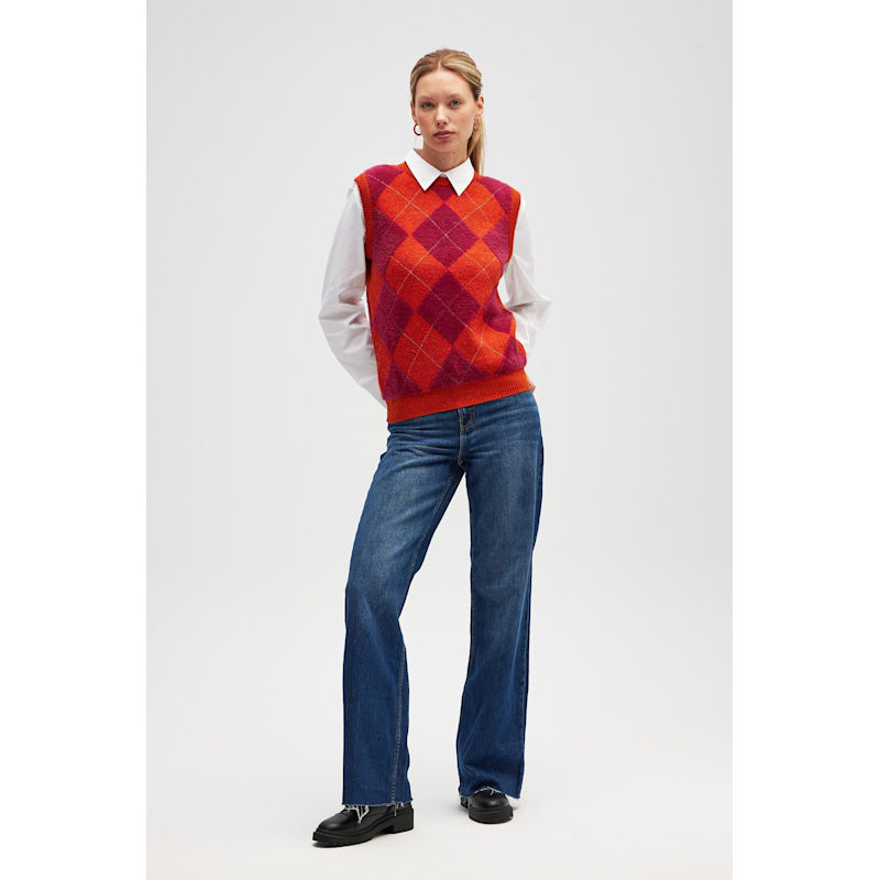 Thumbnail of Yui Diamond Knit Vest image