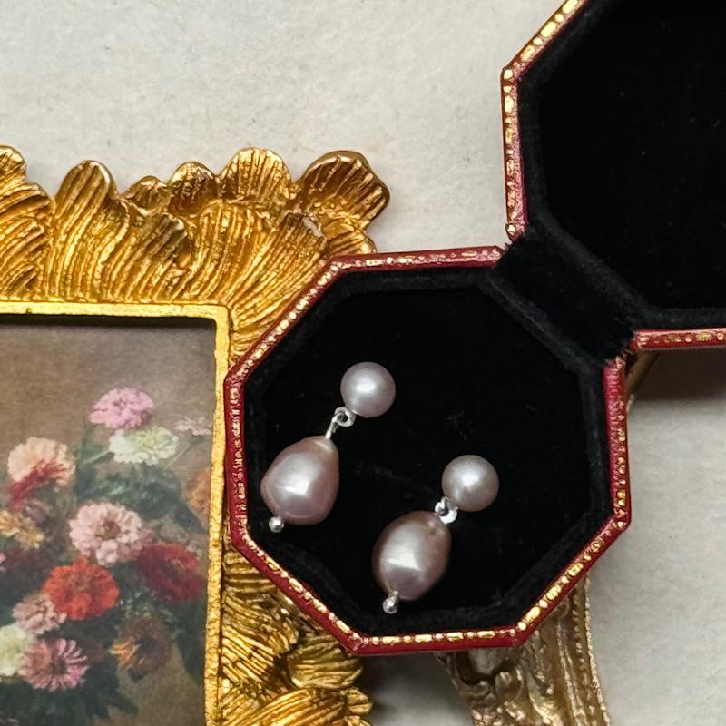Thumbnail of Perled Equilibre Earrings image