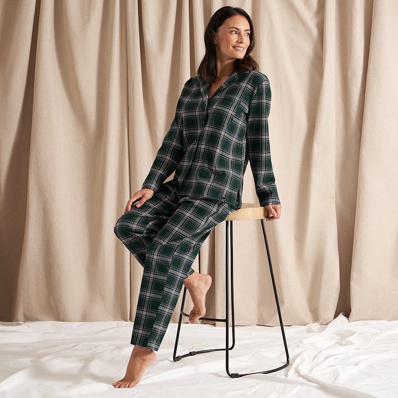 Thumbnail of Plaid Pyjama Set In Green image