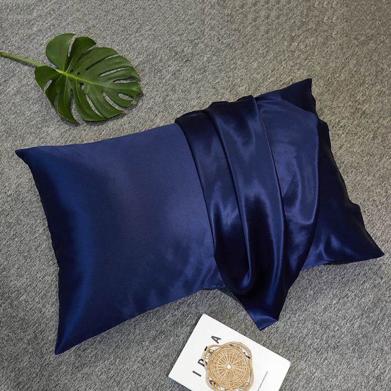 Thumbnail of Pure Mulberry Silk Seamless - Four-Piece Sheet Set - King Size - Navy image