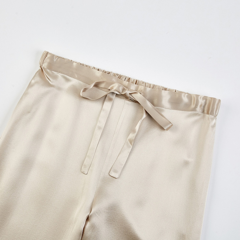 Thumbnail of Pure Silk Unisex Long Sleeve Pyjama Set Beige image