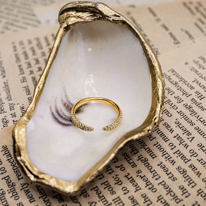 Claw Ring - Gold | Aaria London | Wolf & Badger