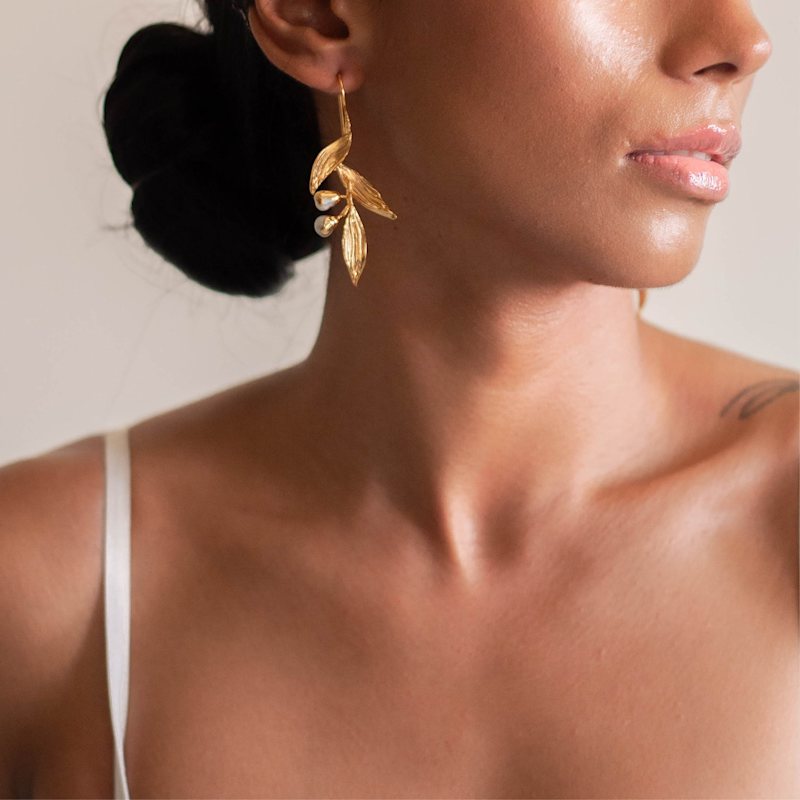 Thumbnail of Gold Haya Earrings With Baroque Pearls image