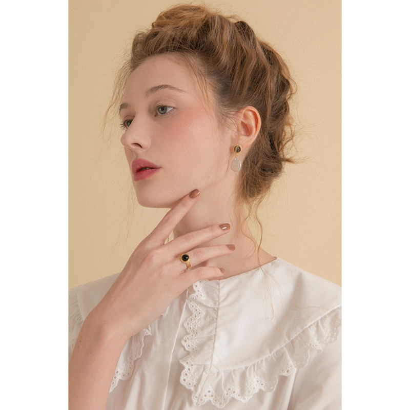 Thumbnail of Roma Onyx And Keshi Pearl Earrings image