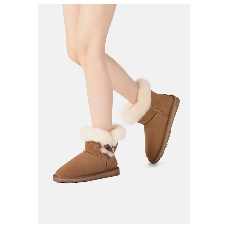 Thumbnail of Robin Horn Toggle Button Mini Boots In Chestnut image
