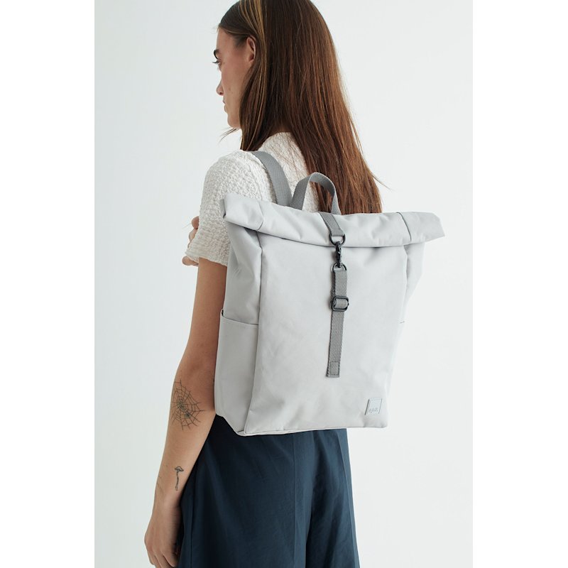 disney loungefly mini backpack amazon Loungefly: Bags + Packs Amazon Basics Internal Frame Snow White and the 7 Dwarfs Mini Backpacks Side pockets Color:Dk Stratus