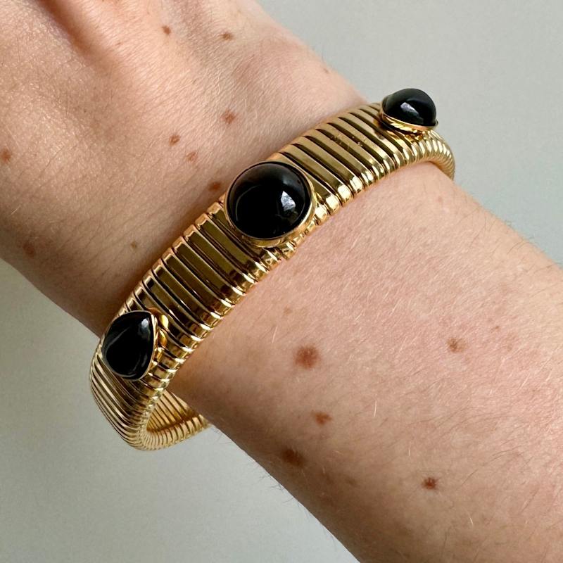 Thumbnail of Round & Pear Shaped Black Onyx Gold Omega Bracelet image