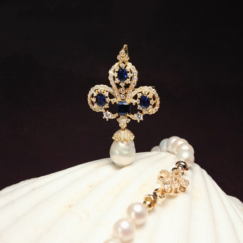 Thumbnail of Royal Blue Iris Natural Pearl Brooch & Pendant image
