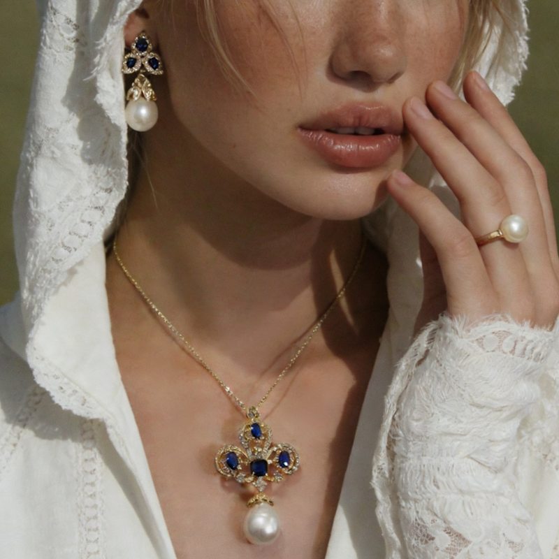Thumbnail of Royal Blue Iris Natural Pearl Brooch & Pendant image