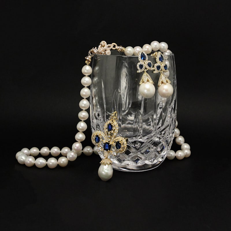 Thumbnail of Royal Blue Iris Natural Pearl Earrings image