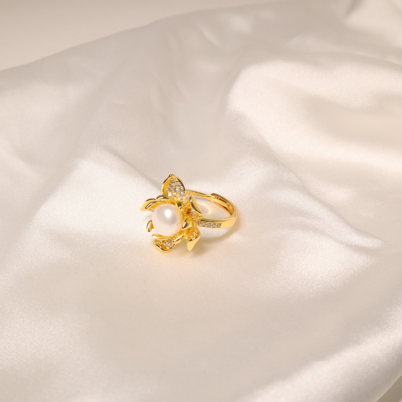 Thumbnail of Sakura Gold Pearl Ring image