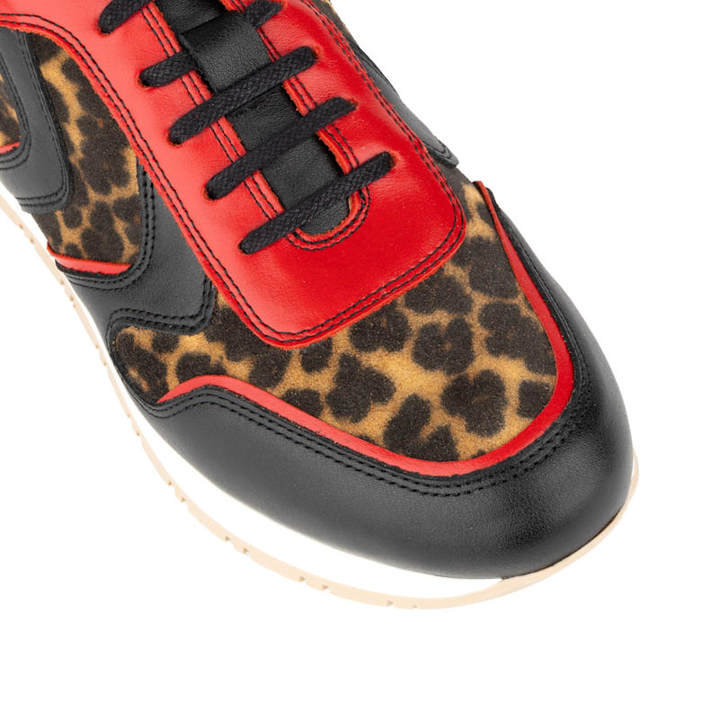 Thumbnail of Savana - Leopard & Red image