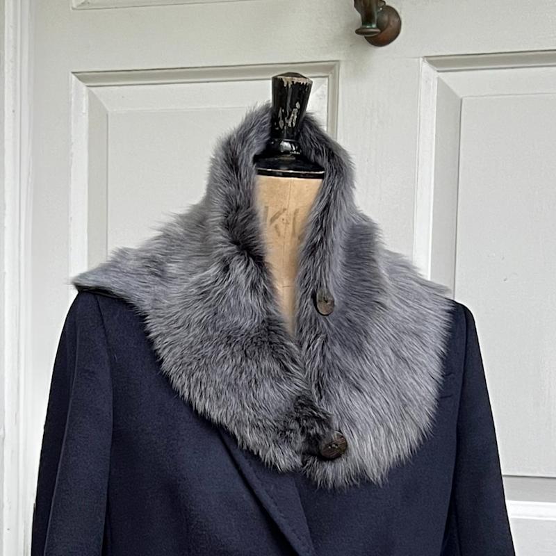 Thumbnail of Sheepskin Shrug Black Briza Toscana - Ailsa Wrap image