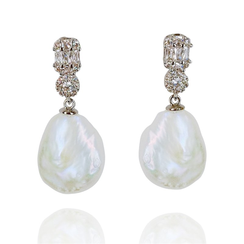 Thumbnail of Shining Baroque Pearl Earrings image
