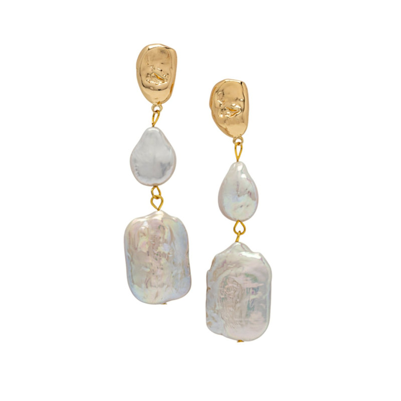 Thumbnail of Shinju Gold Square Pearl Earrings image