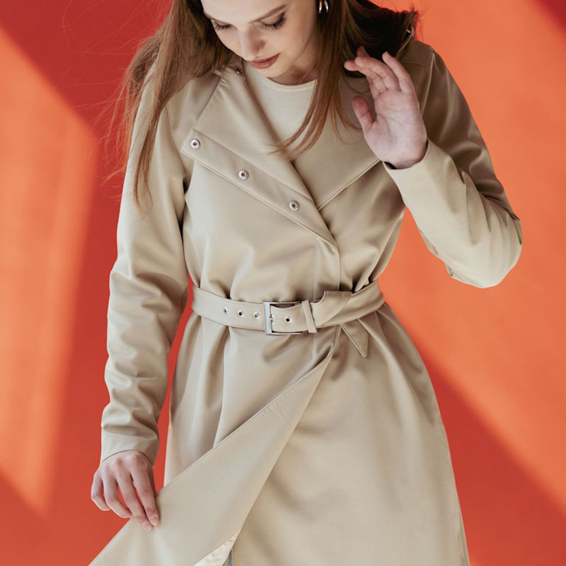 Short Coat With Trapeze Cut In Beige: Classic Trench