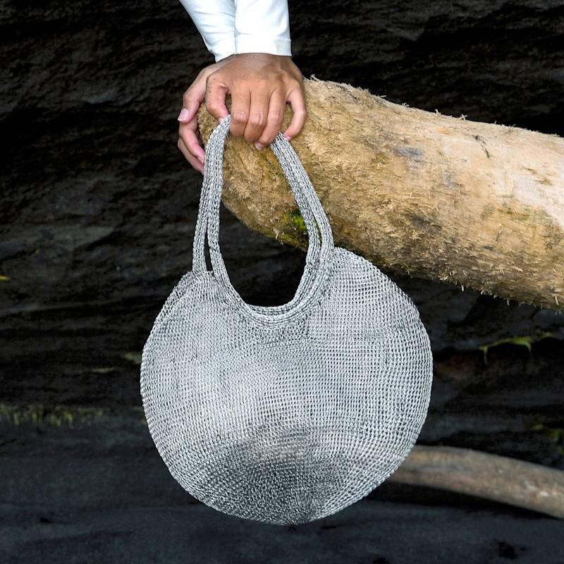 Thumbnail of Sol Mesh Wire Tote Bag In Silver image