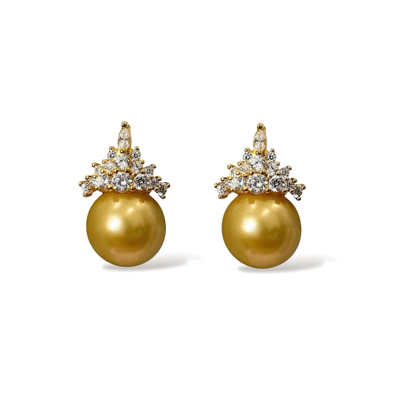 Thumbnail of Solara Golden Pearl Earrings image