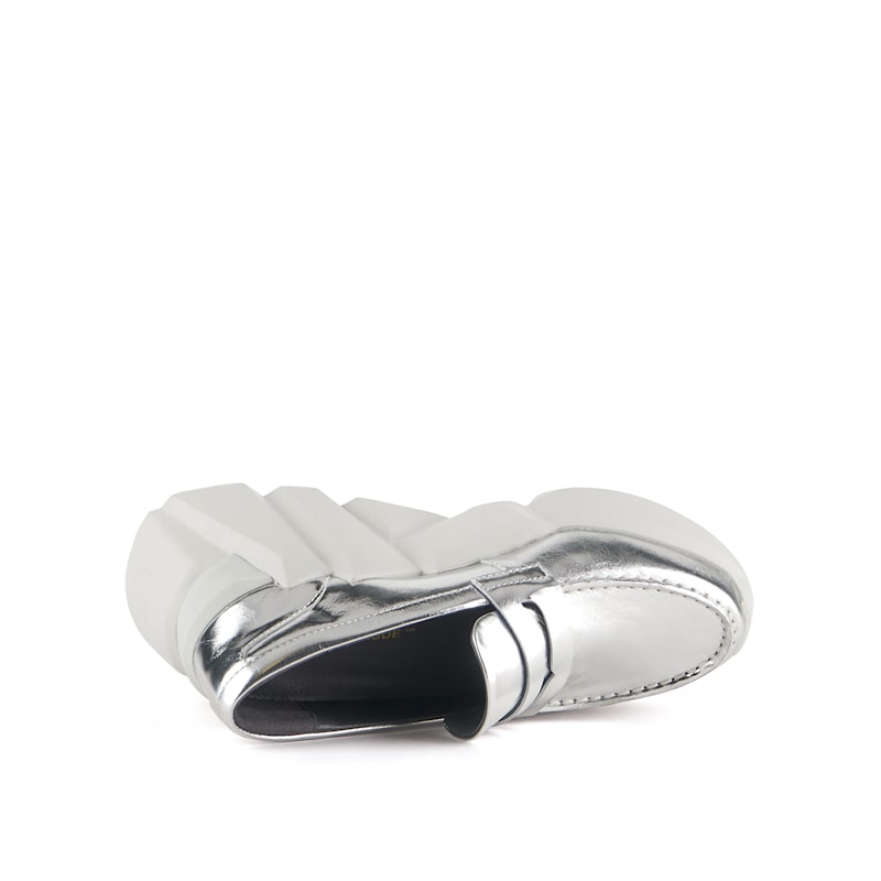 Thumbnail of Space Kick Loafer - Mirror Silver image