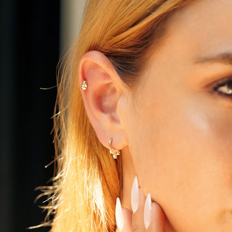 Thumbnail of Sterling Silver Helix Tragus Piercing - Silver image