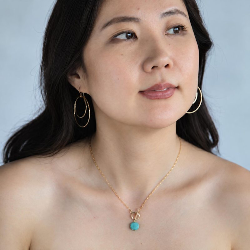 Stop And Stare Toggle Front Clasp Necklace - Strawberry Quartz