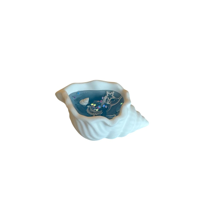 Thumbnail of Story Of Seashell Candle image