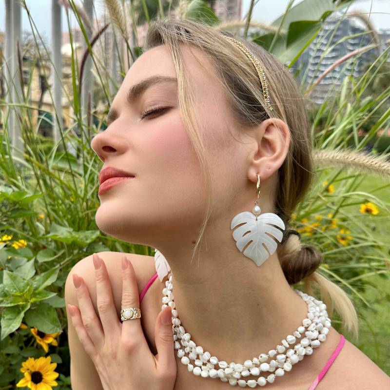 Stunning White Irregular Shells Multi-Layers Necklace | Farra | Wolf ...