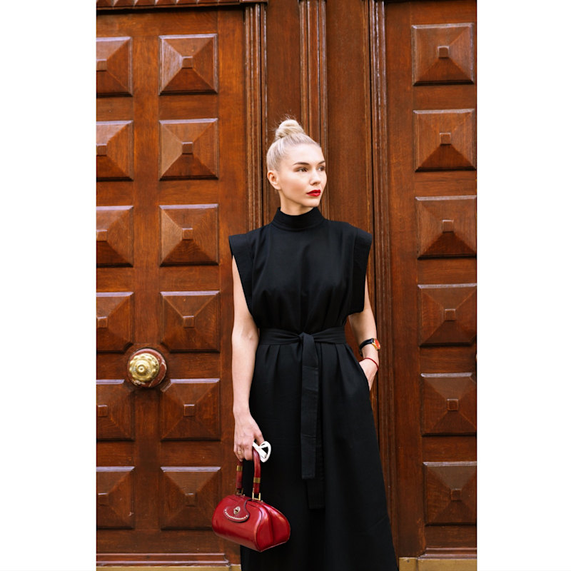 Stylish Straight Dress With Belt Black Julia Allert Wolf Badger