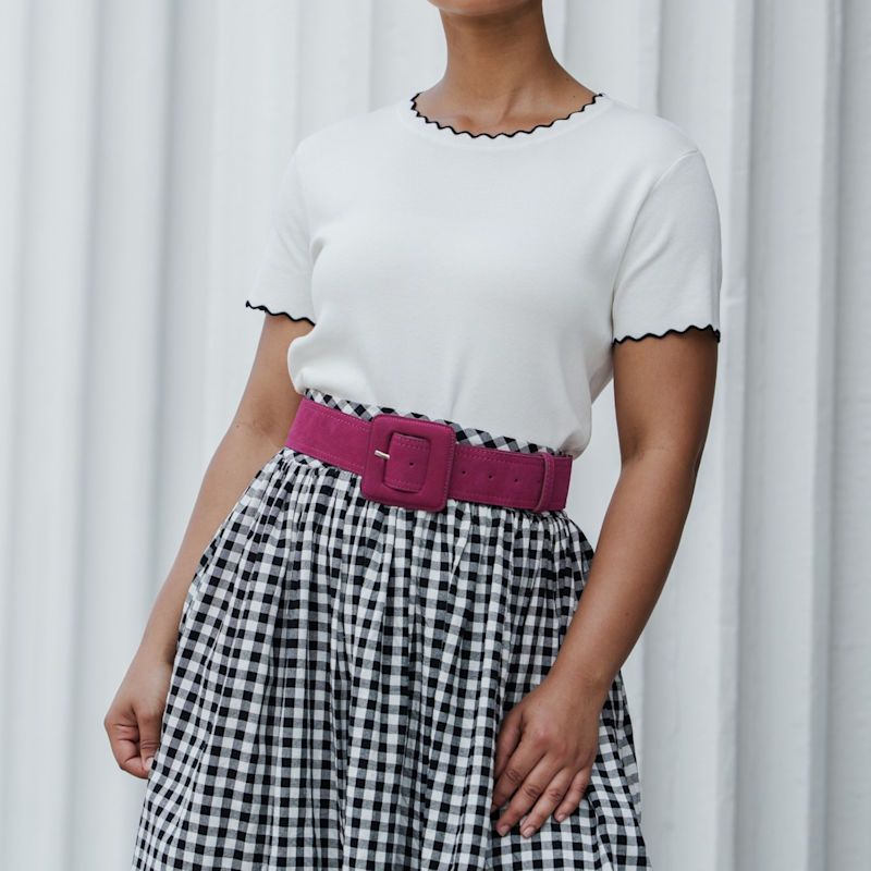 Thumbnail of Suede Square Buckle Belt - Fuchsia image